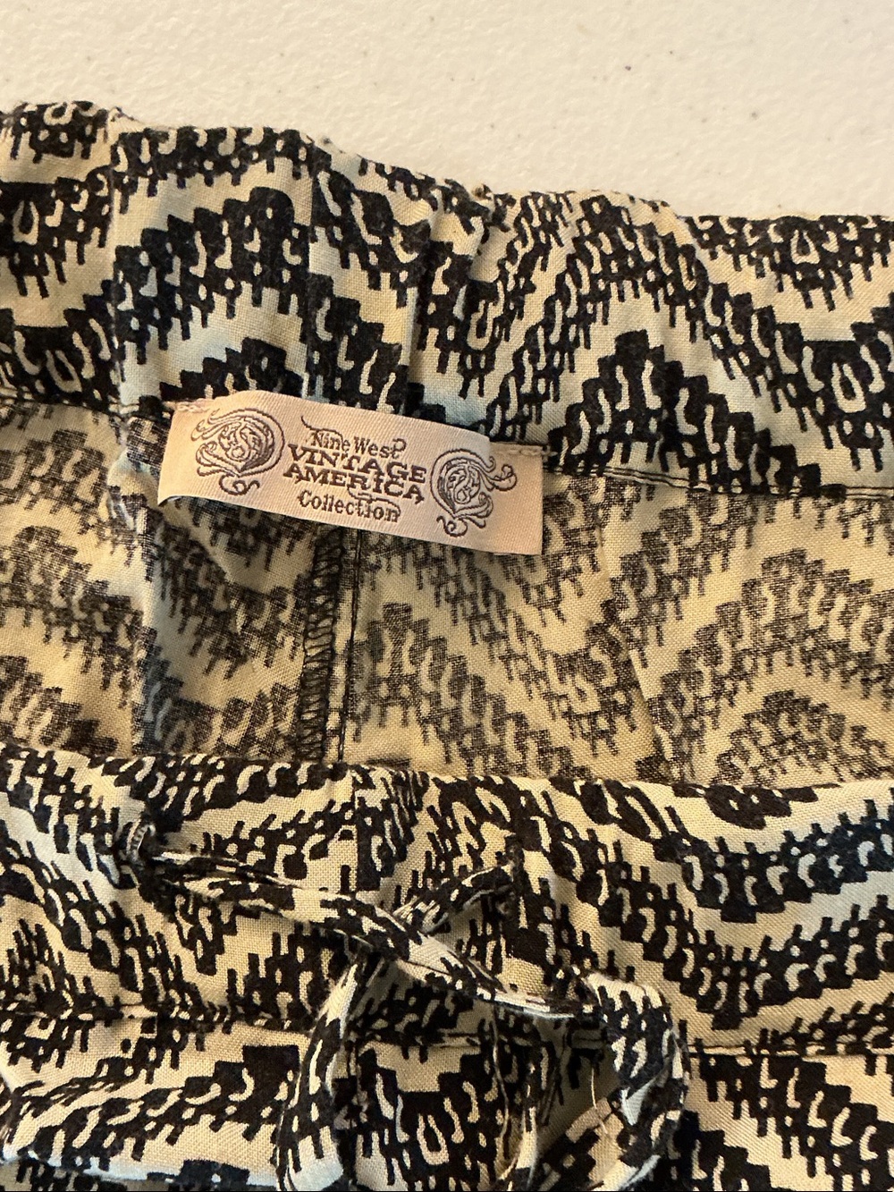 Vintage America Collection Black and Cream Printed Bermuda Shorts